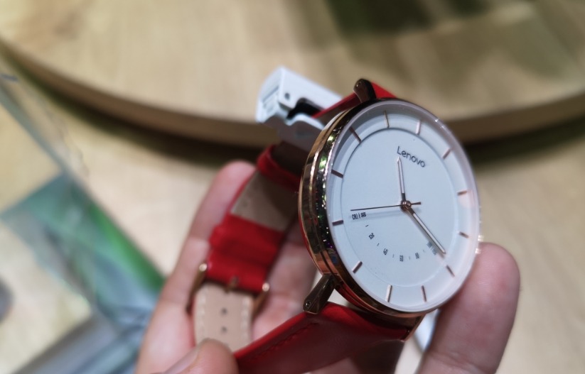 lenovo s watch